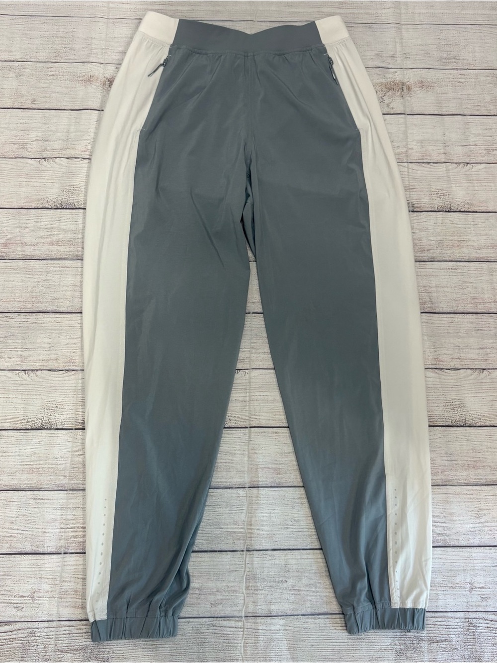 LULULEMON Adapted State Jogger Size 8